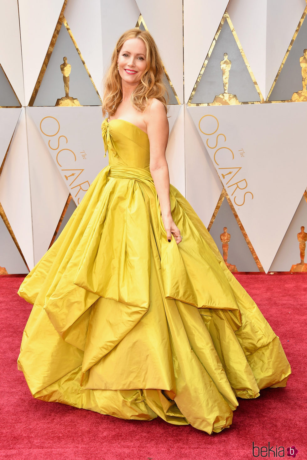 Leslie Mann en la alfombra roja de los Premios Oscar 2017