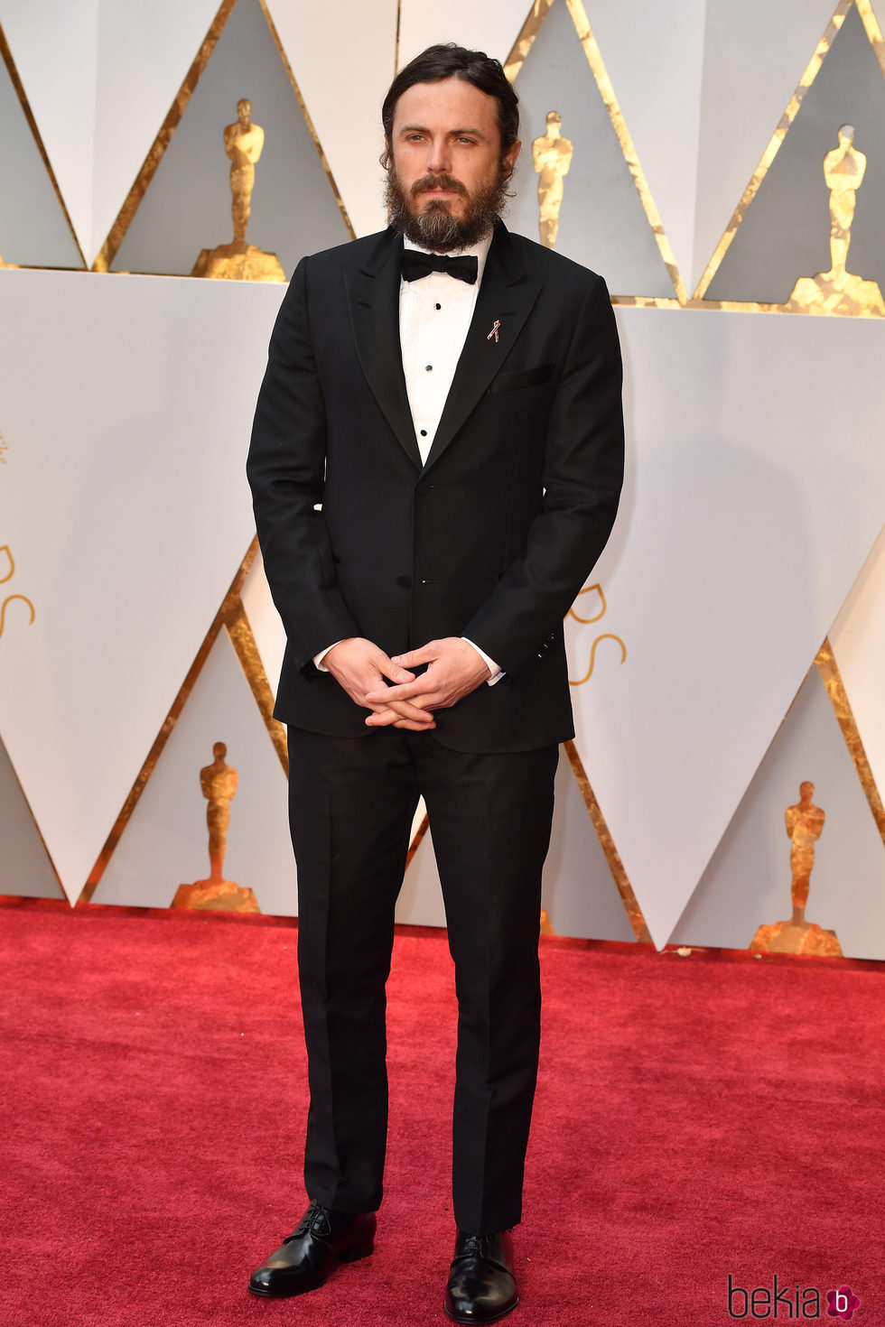 Casey Affleck en la alfombra roja de los Premios Oscar 2017