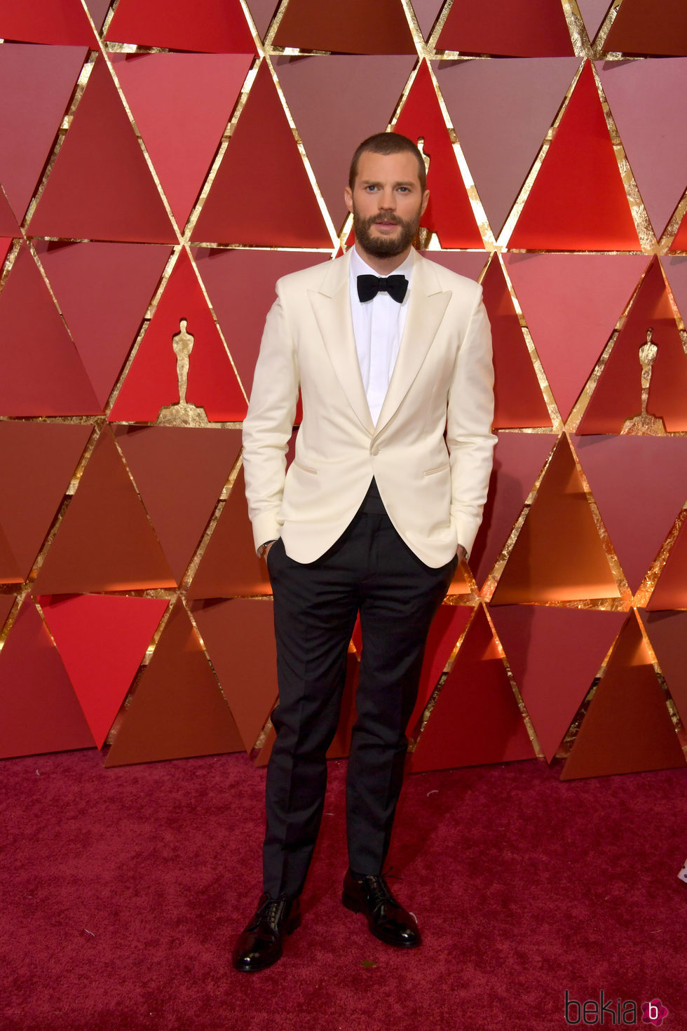 Jamie Dornan en la alfombra roja de los Premios Oscar 2017