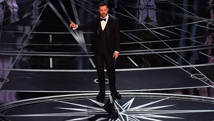 Jimmy Kimmel abriendo la gala de los Oscar 2017