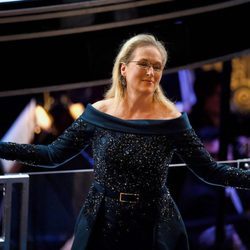 Meryl Streep agradeciendo en los Oscar 2017 el aplauso de sus compañeros