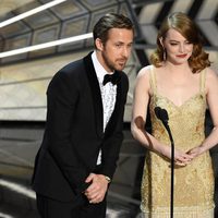 Emma Stone y Ryan Gosling en la gala de los Premios Oscar 2017