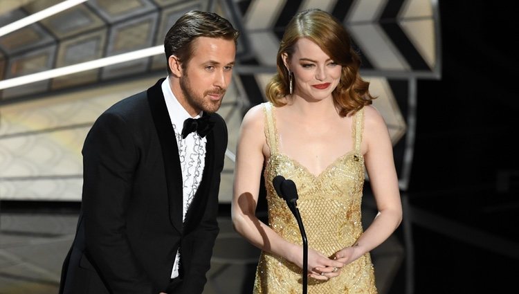 Emma Stone y Ryan Gosling en la gala de los Premios Oscar 2017