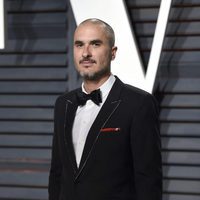 El DJ Zane Lowe en la fiesta de Vanity Fair de los Premios Oscar 2017