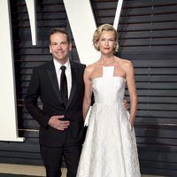 Lachlan y Sarah Murdoch en la fiesta de Vanity Fair de los Premios Oscar 2017