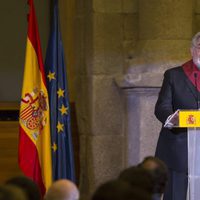 Plácido Domingo recogiendo la Gran Cruz de la Orden Civil de Alfonso X el Sabio