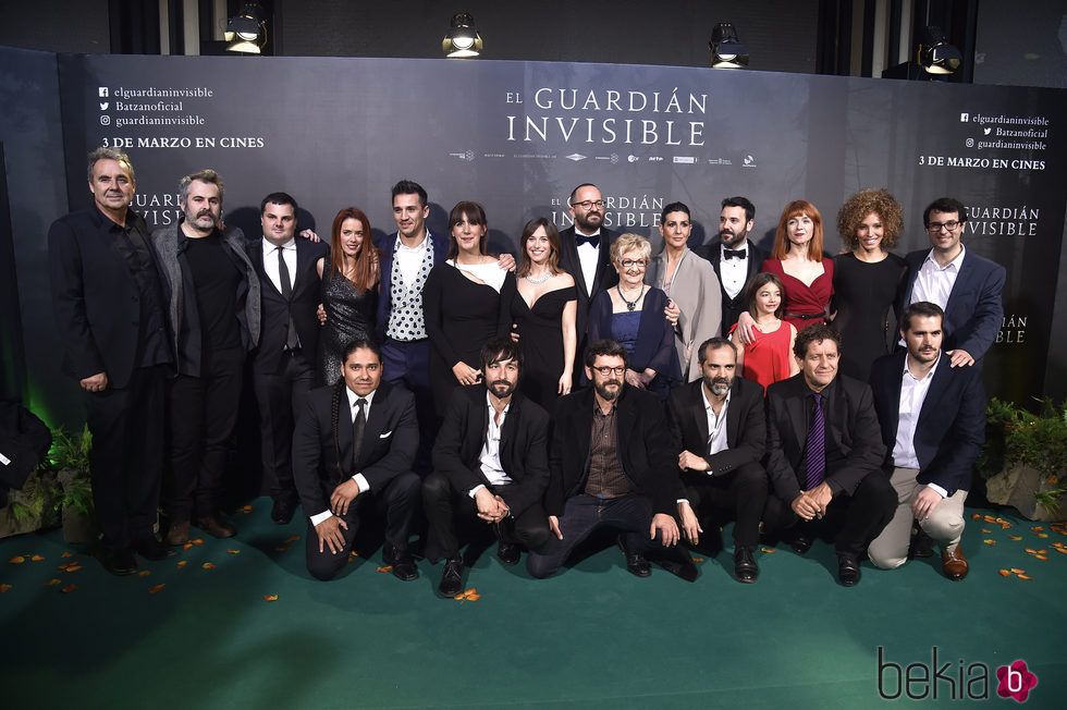 El reparto de 'El guardian invisible'