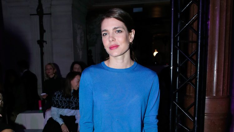 Carlota Casiraghi en el desfile de Stella McCartney en la Paris Fashion Week