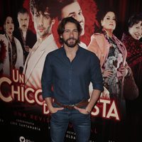 Félix Gómez en el estreno de 'Un chico de revista'