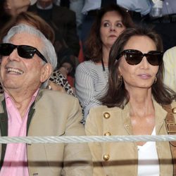 Isabel Preysler y Mario Vargas Llosa en un festejo taurino en Illescas