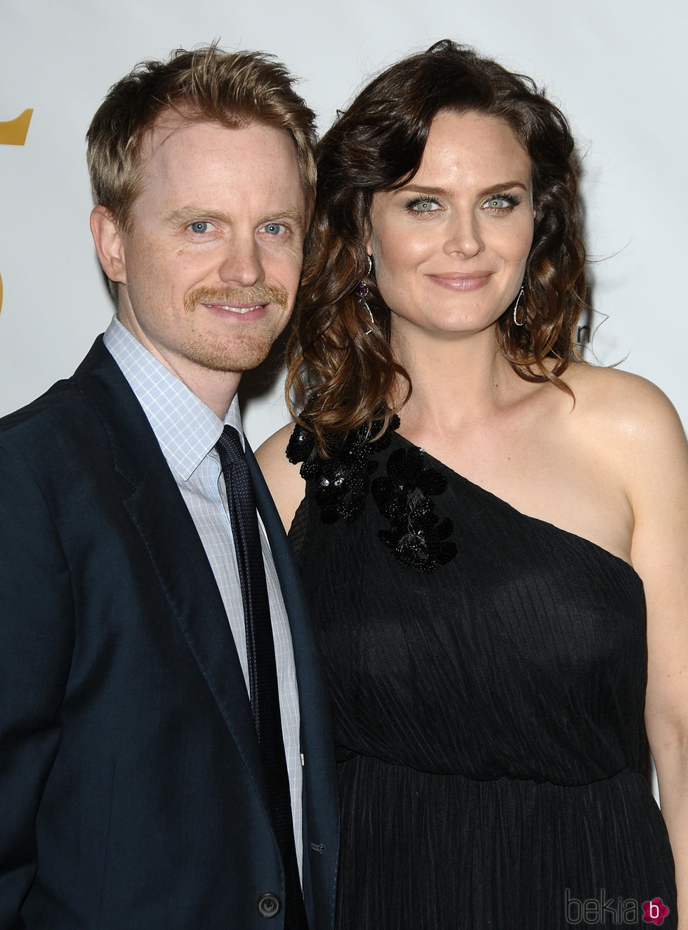 Emily Deschanel y su marido David Hornsby el los Genesis Awards