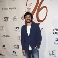 Javier Pereira en la red carpet de la XXVI edición de los Premios de la Unión de Actores