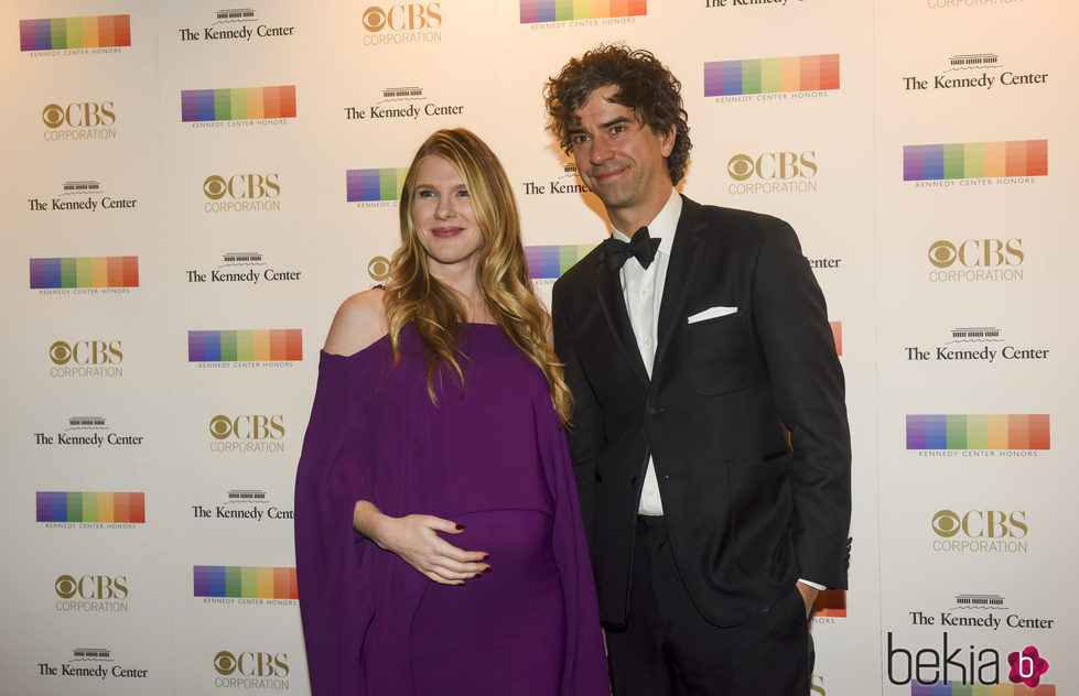 Lily Rabe y Hamish Linklater en Kennedy Center Honors