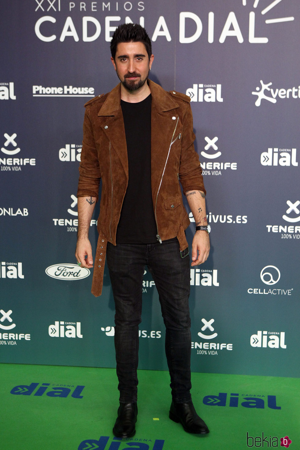 Álex Ubago en la alfombra roja de los Premios Cadena Dial 2017