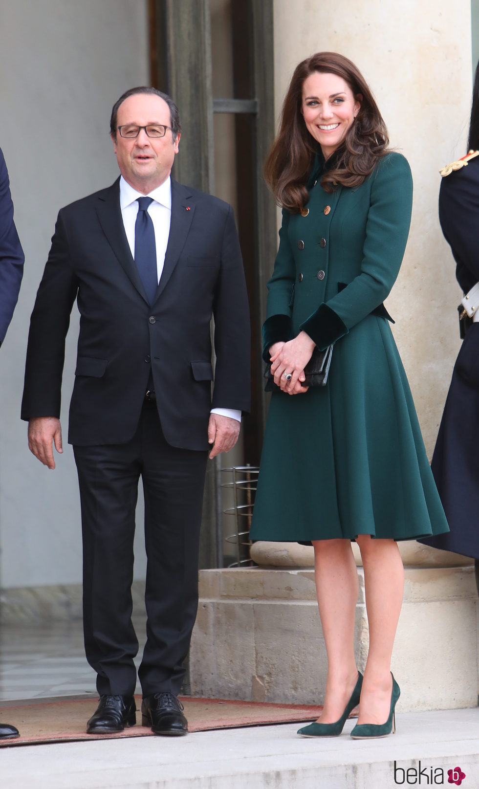 Kate Middleton con François Hollande en el Palacio del Elíseo de París