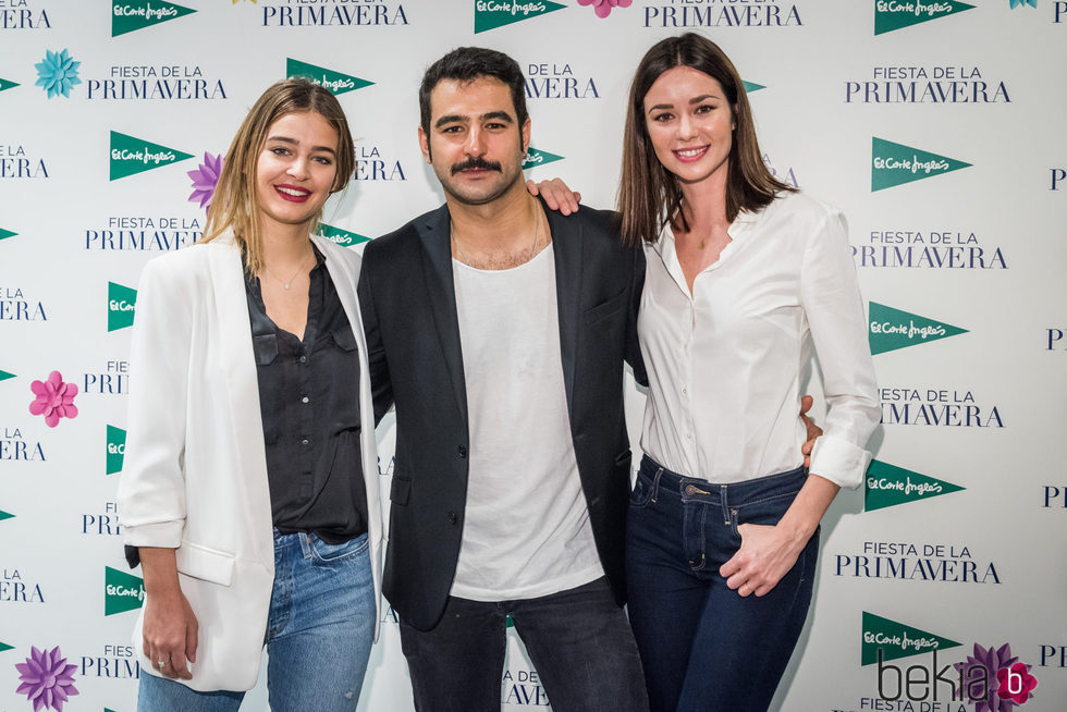 Dafne Fernández, Antonio Velázquez y Laura Escanes en la Fiesta de la Primavera 2017