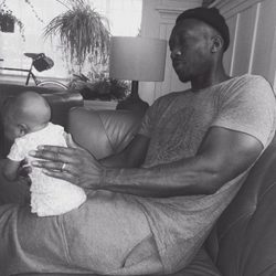 Mahershala Ali junto a su hija Bari Najma