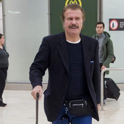 Bigote Arrocet llegando al aeropuerto de Madrid