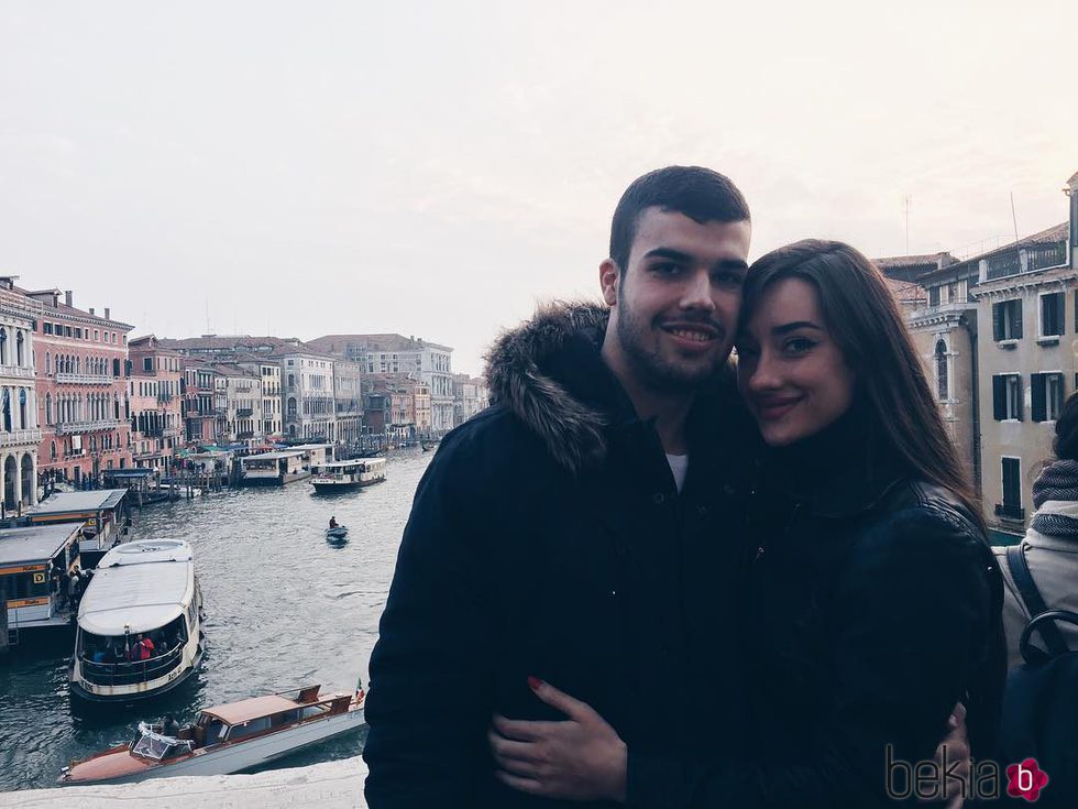 Pol y Adara ('GH 17') en los canales de Venecia