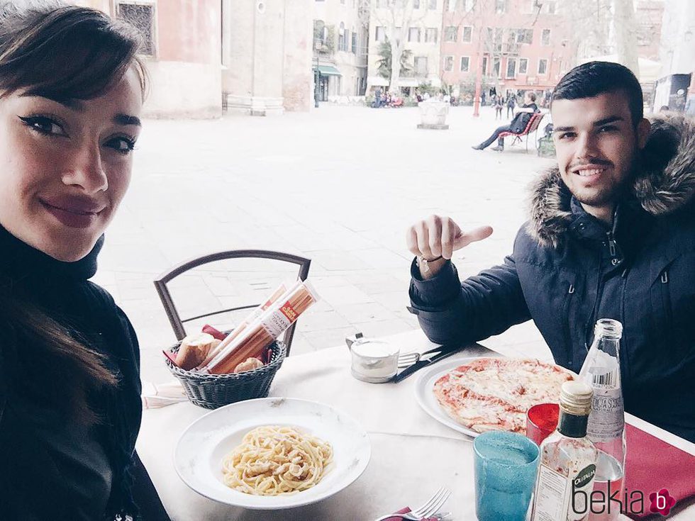 Adara y Pol ('GH 17') comiendo en Venecia