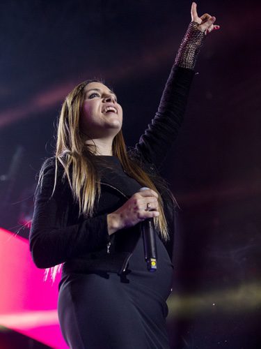 Leire Martínez en el concierto de la noche de Cadena 100