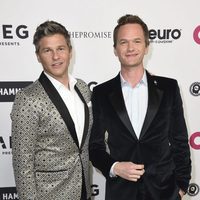 David Burtka y Neil Patrick Harris en la fiesta del 70 cumpleaños de Elton John