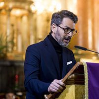 Francesc Gascó en la misa funeral en homenaje a Pablo Ráez