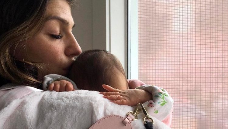 Genevieve Cortese con su hija Odette Elliott