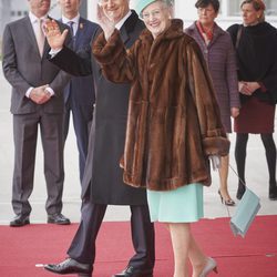 Felipe de Bélgica junto a Margarita de Dinamarca al inicio de su Visita de Estado a Dinamarca