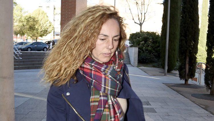 Rocío Carrasco llegando al Juzgado de Violencia sobre la Mujer para ratificar su demanda contra Antonio David Flores