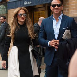 Alex Rodriguez y Jennifer Lopez de paseo