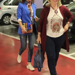 Paula Echevarría de compras con su madre tras confirmarse su separación