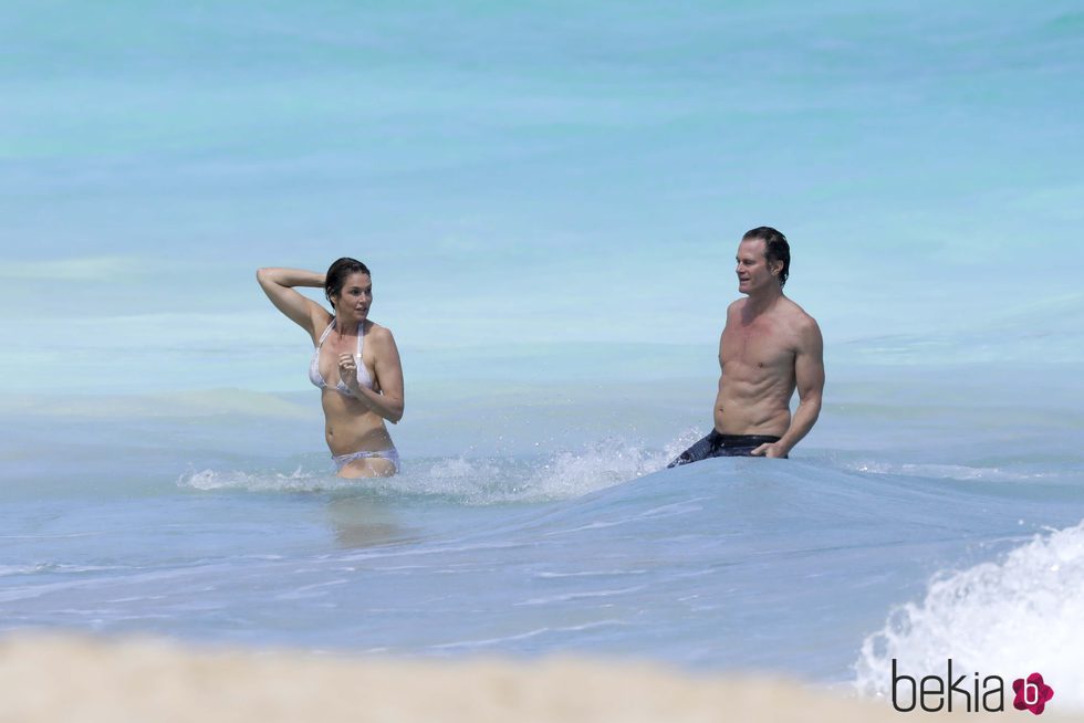 Cindy Crawford y Rande Gerber disfrutando de las aguas de San Bartolomé