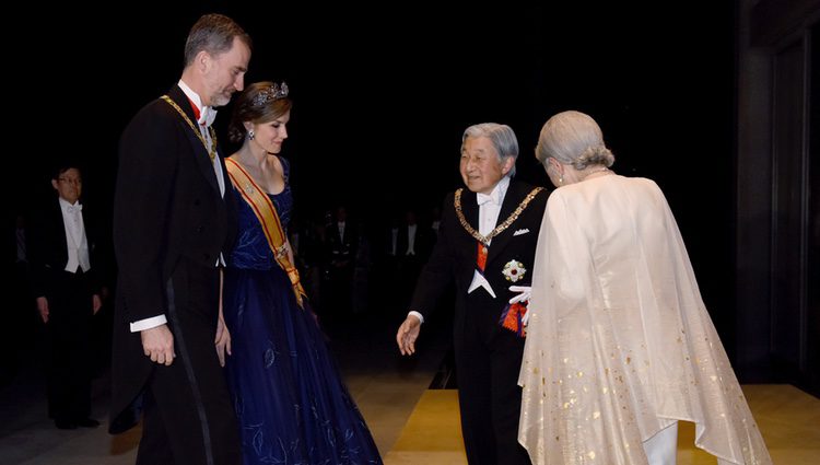 Los Emperadores de Japón reciben a los Reyes Felipe y Letizia en la cena en su honor en el Palacio Imperial de Tokio