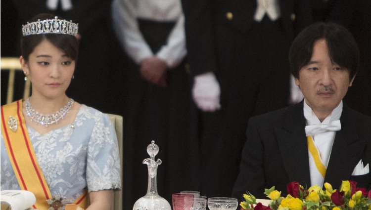 Mako de Japón y Akishino de Japón en la cena de gala en honor a los Reyes Felipe y Letizia