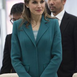 La Reina Letizia en su visita al templo Sengen Jinja en Japón