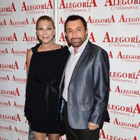 Jose Manuel Parada y Jenni Llada en el homenaje a Javier de Montini