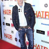 Adrián Lastra en el estreno del musical 'Hair' en Madrid