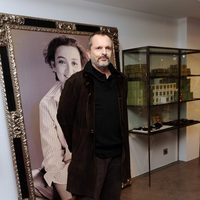 Miguel Bosé en la inauguración de la tienda Elena Benarroch en Madrid