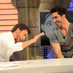 Pablo Motos y Miguel Ángel Silvestre en 'El Hormiguero 3.0'