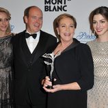 Los Príncipes de Mónaco, Julie Andrews y Anne Hathaway en los premios Princesa Grace en Nueva York