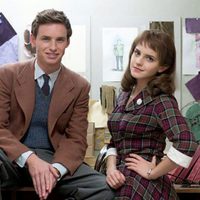 Eddie Redmayne y Emma Watson en la película 'My Week with Marilyn'