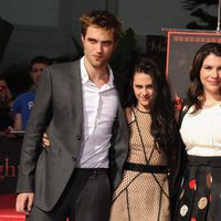 Robert Pattinson, Kristen Stewart, Stephenie Meyer y Taylor Lautner en el Teatro Chino de Los Ángeles