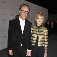 Richard Perry y Jane Fonda en la gala homenaje a Clint Eastwood en Los Angeles