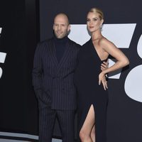 Jason Statham y Rosie Huntington-Whiteley en la Premiere de la película 'Fast & Furious 8' en Nueva York