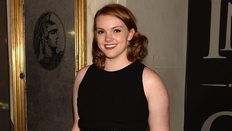 Shannon Purser posa sonriente