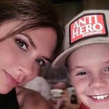 Cruz Beckham felicita de una manera especial el cumpleaños a Victoria Beckham