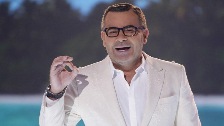 Jorge Javier Vázquez en el plató durante la primera gala de 'Supervivientes 2017'