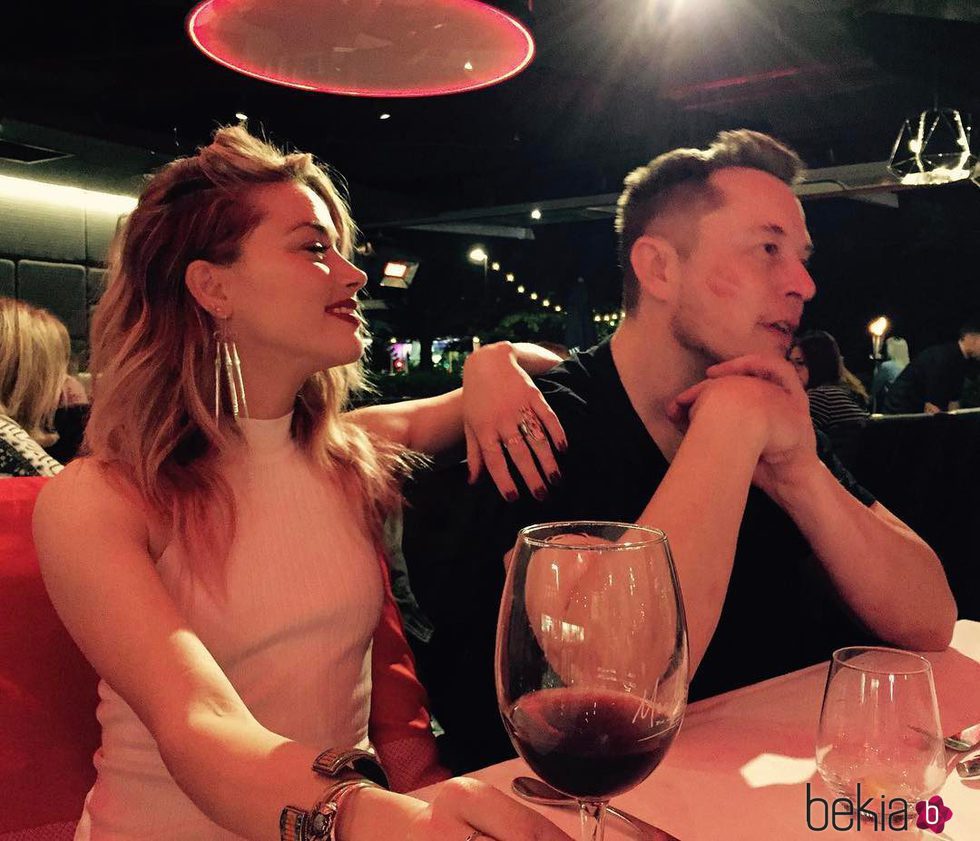 Amber Heard junto a Elon Musk