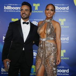 Luis Fonsi y Jennifer Lopez en los Billboard Latinos 2017